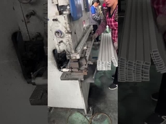 قاب خورشیدی آلومینیومی پردازش نقطه فشار کد گوشه